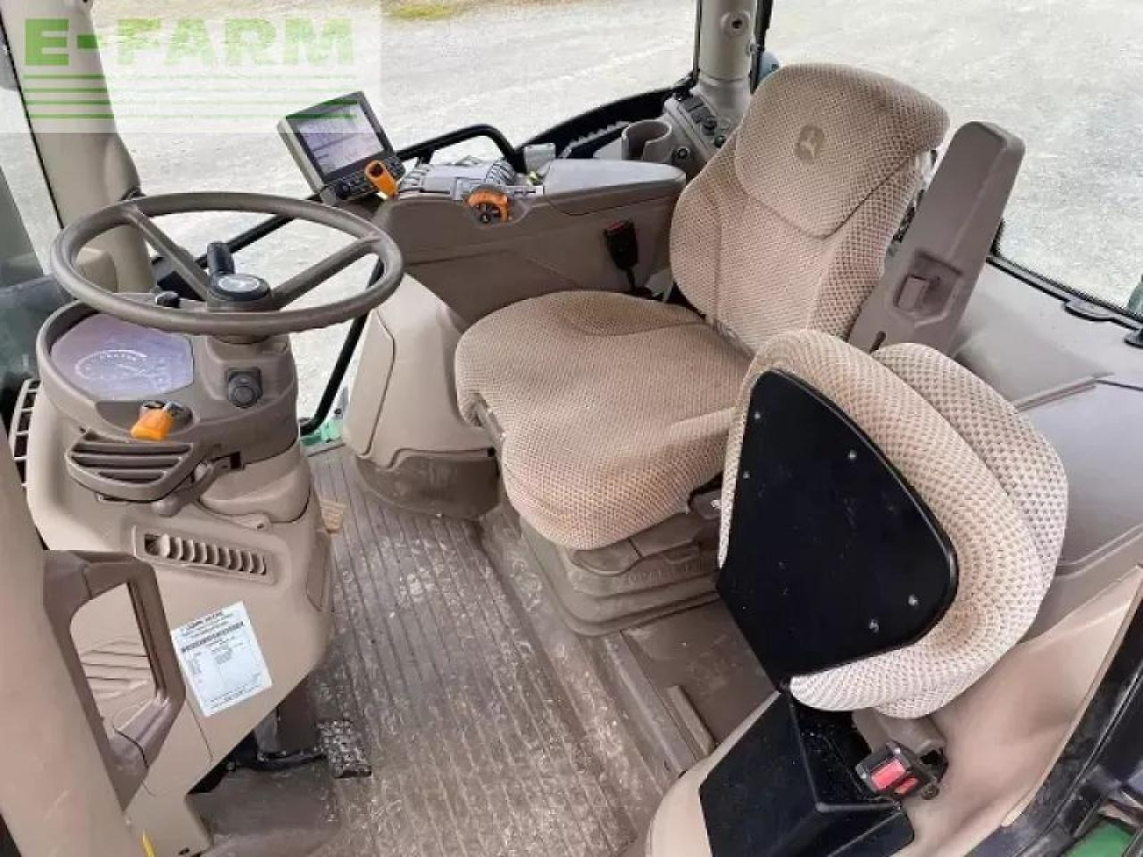 טרקטור חקלאי John Deere 6145r: תמונה 9