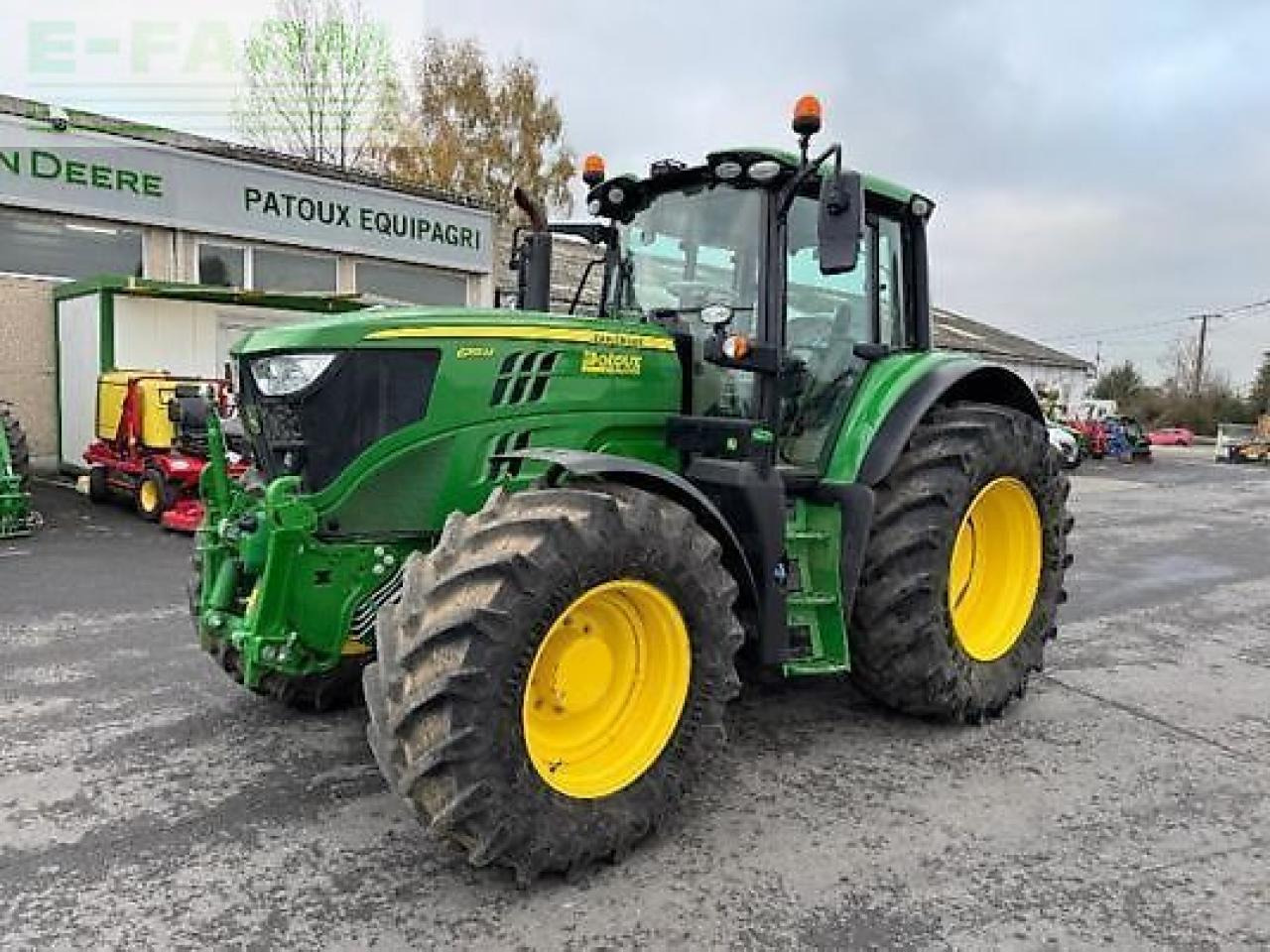 John Deere 6155m - טרקטור חקלאי: תמונה 1 John Deere 6155m - טרקטור חקלאי: תמונה 1