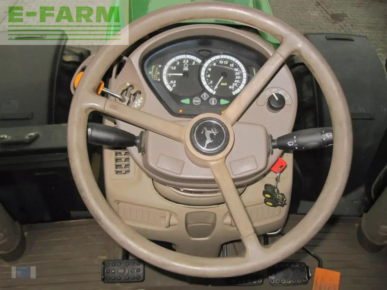 John Deere 6155r - טרקטור חקלאי: תמונה 5 John Deere 6155r - טרקטור חקלאי: תמונה 5