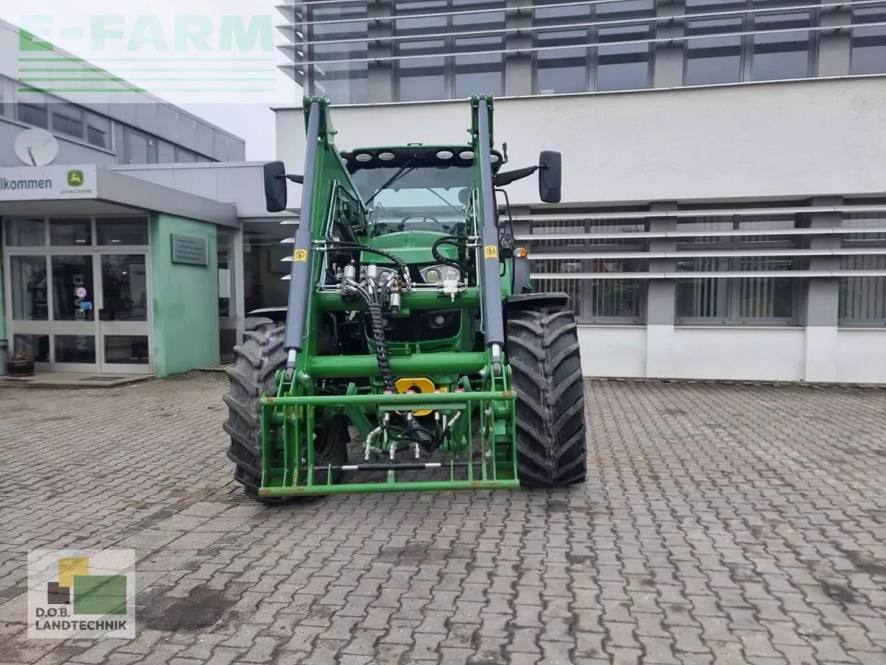 John Deere 6155r - טרקטור חקלאי: תמונה 2 John Deere 6155r - טרקטור חקלאי: תמונה 2