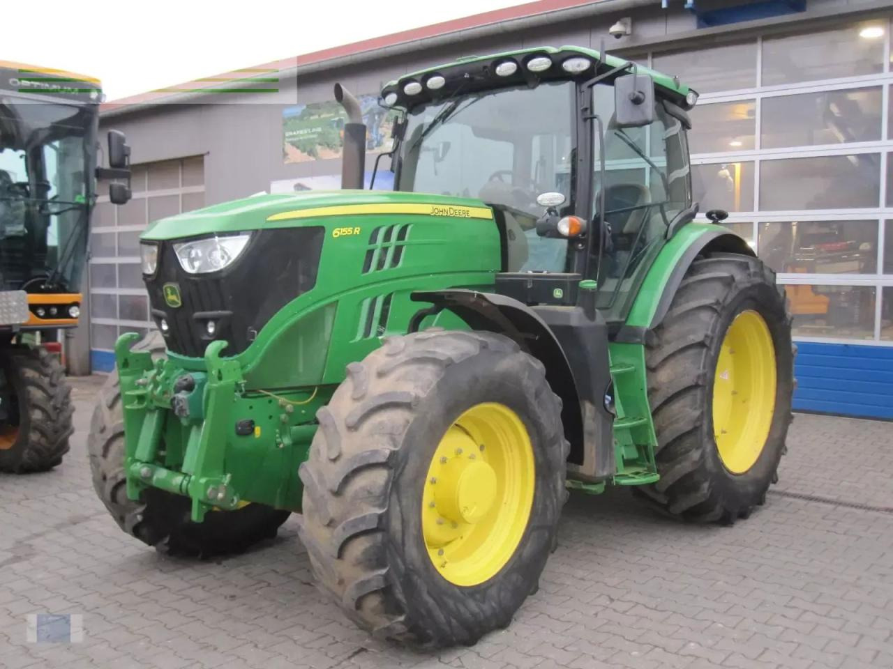John Deere 6155r - טרקטור חקלאי: תמונה 1 John Deere 6155r - טרקטור חקלאי: תמונה 1