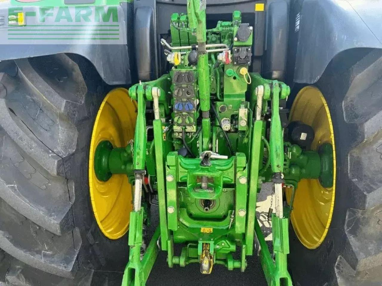 John Deere 6155r - טרקטור חקלאי: תמונה 2 John Deere 6155r - טרקטור חקלאי: תמונה 2
