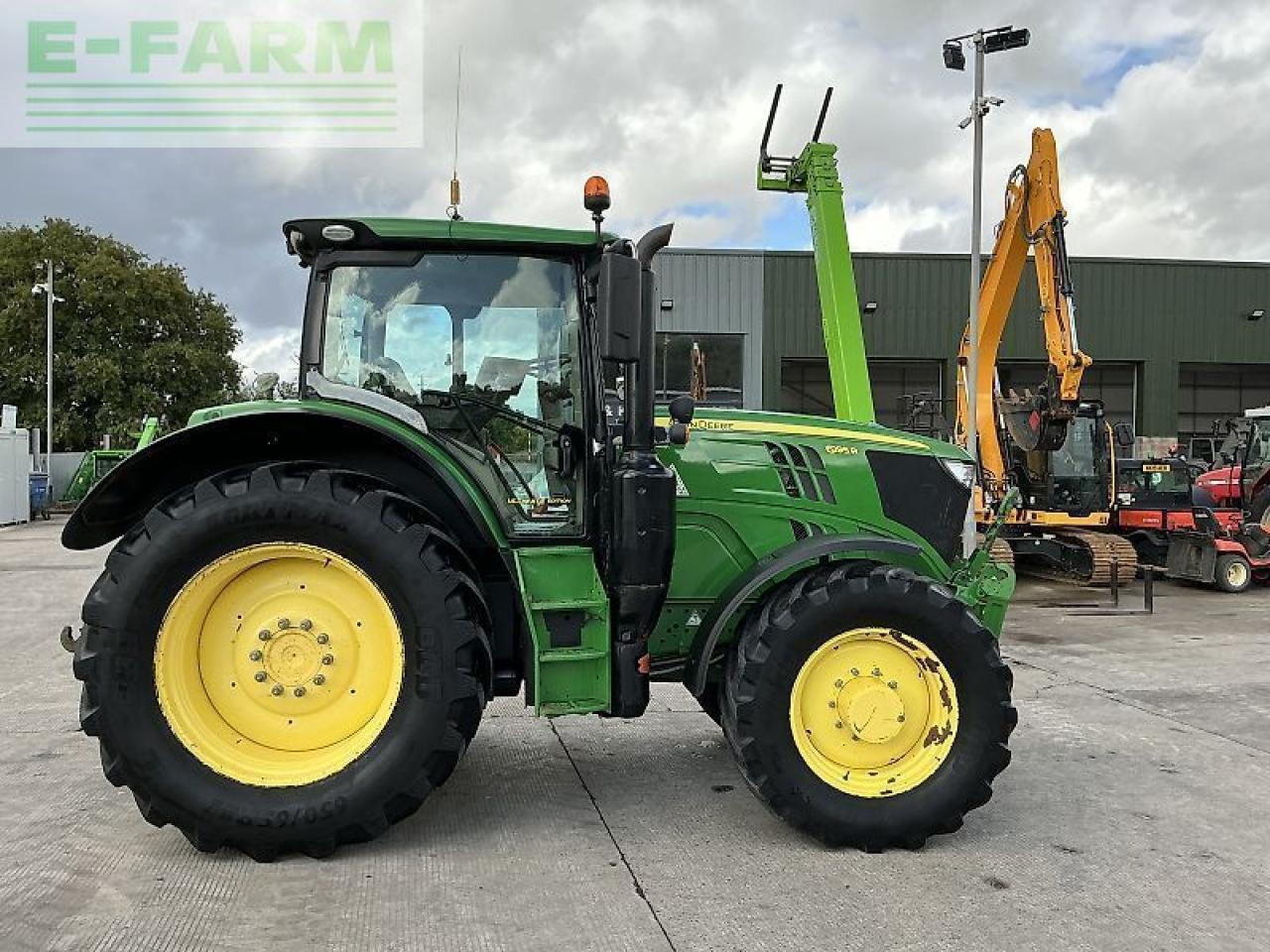John Deere 6195r tractor (st24010) - טרקטור חקלאי: תמונה 1 John Deere 6195r tractor (st24010) - טרקטור חקלאי: תמונה 1