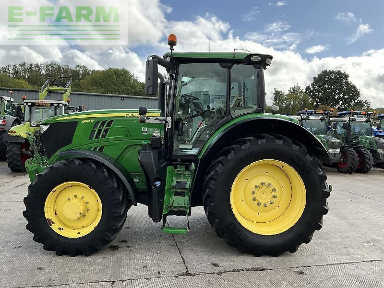 John Deere 6195r tractor (st24010) - טרקטור חקלאי: תמונה 5 John Deere 6195r tractor (st24010) - טרקטור חקלאי: תמונה 5