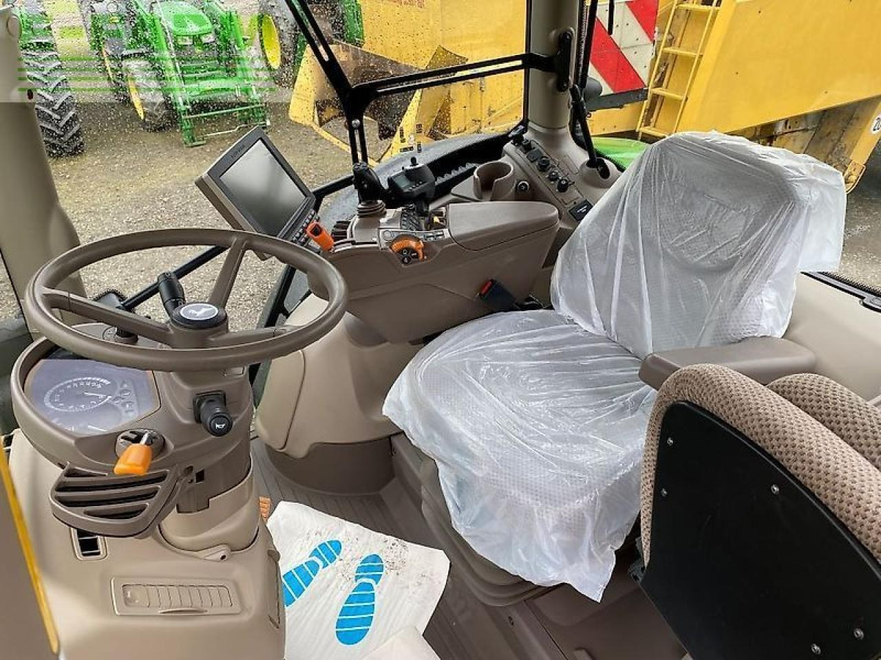 טרקטור חקלאי John Deere 6195r: תמונה 9