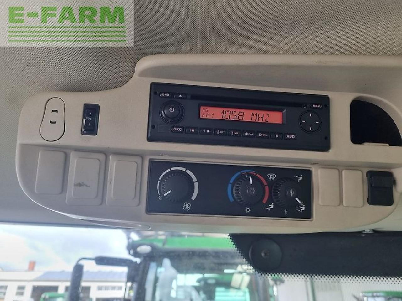 John Deere 6210r my14 dd 40 - טרקטור חקלאי: תמונה 5 John Deere 6210r my14 dd 40 - טרקטור חקלאי: תמונה 5