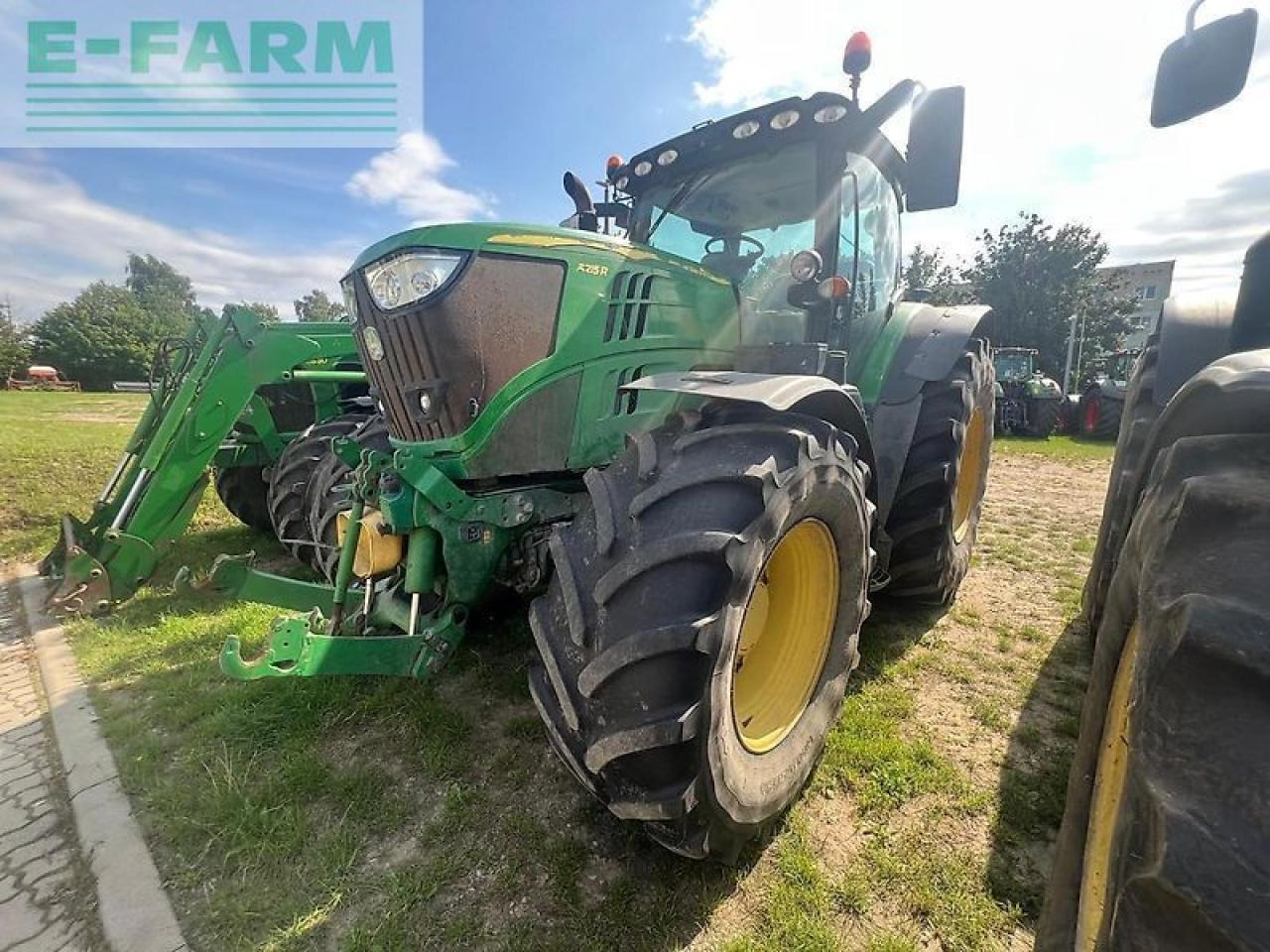John Deere 6215r - טרקטור חקלאי: תמונה 3 John Deere 6215r - טרקטור חקלאי: תמונה 3