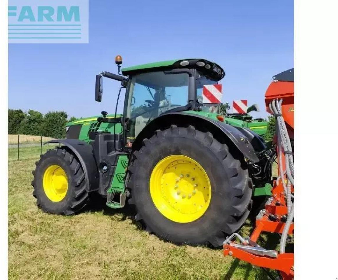 John Deere 6215r - טרקטור חקלאי: תמונה 2 John Deere 6215r - טרקטור חקלאי: תמונה 2