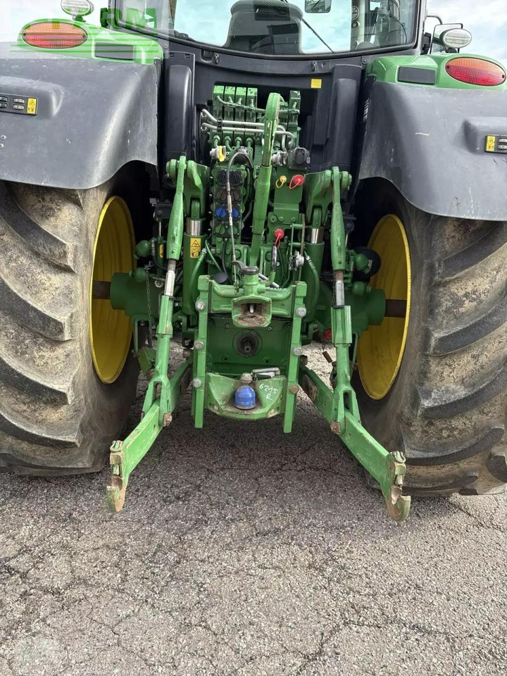 John Deere 6215r - טרקטור חקלאי: תמונה 5 John Deere 6215r - טרקטור חקלאי: תמונה 5