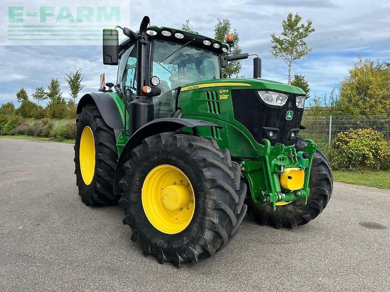 John Deere 6215r - טרקטור חקלאי: תמונה 3 John Deere 6215r - טרקטור חקלאי: תמונה 3