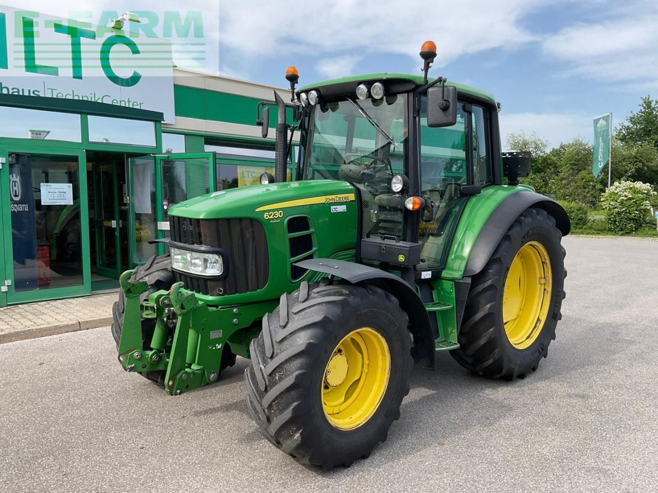 John Deere 6230 PREMIUM - טרקטור חקלאי: תמונה 1 John Deere 6230 PREMIUM - טרקטור חקלאי: תמונה 1