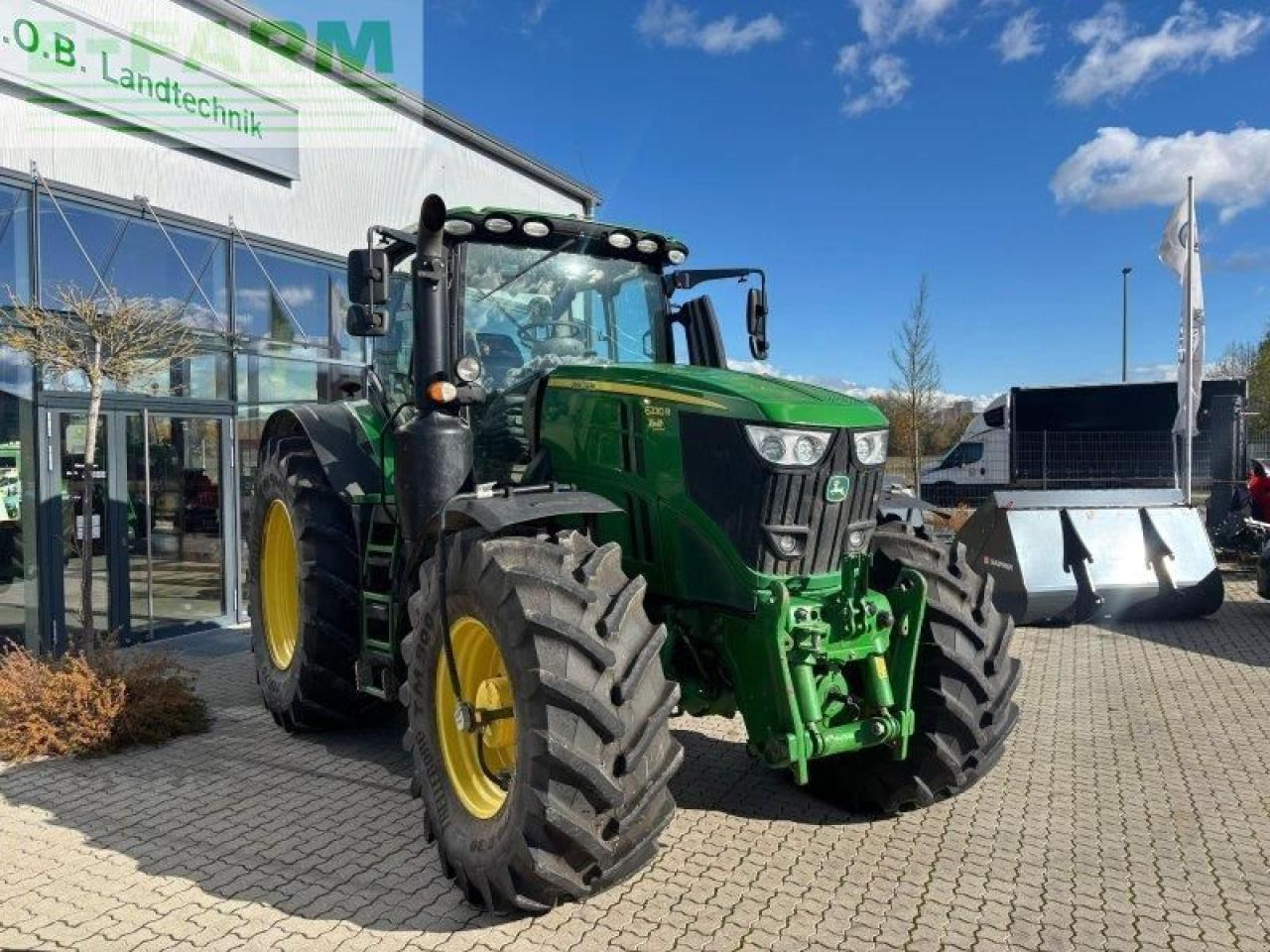 John Deere 6230r - טרקטור חקלאי: תמונה 2 John Deere 6230r - טרקטור חקלאי: תמונה 2