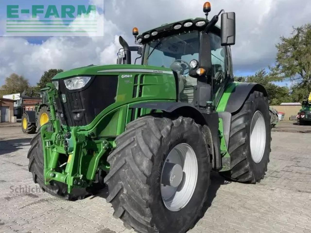John Deere 6250r - טרקטור חקלאי: תמונה 1 John Deere 6250r - טרקטור חקלאי: תמונה 1