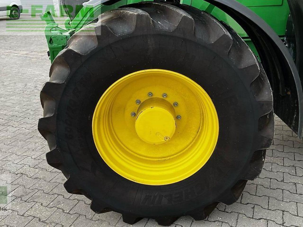 טרקטור חקלאי John Deere 6250r: תמונה 7