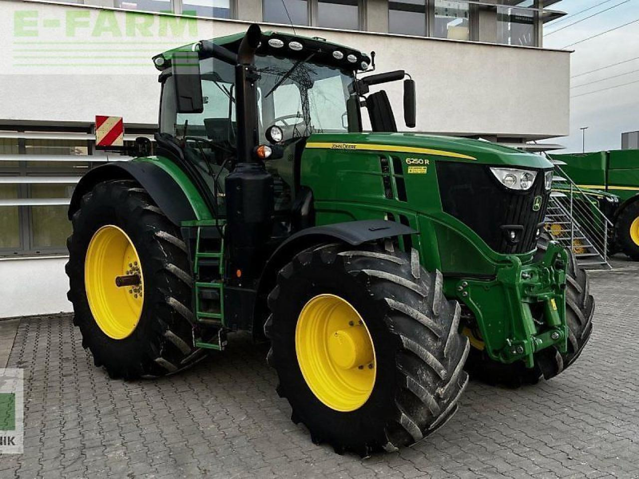John Deere 6250r - טרקטור חקלאי: תמונה 4 John Deere 6250r - טרקטור חקלאי: תמונה 4