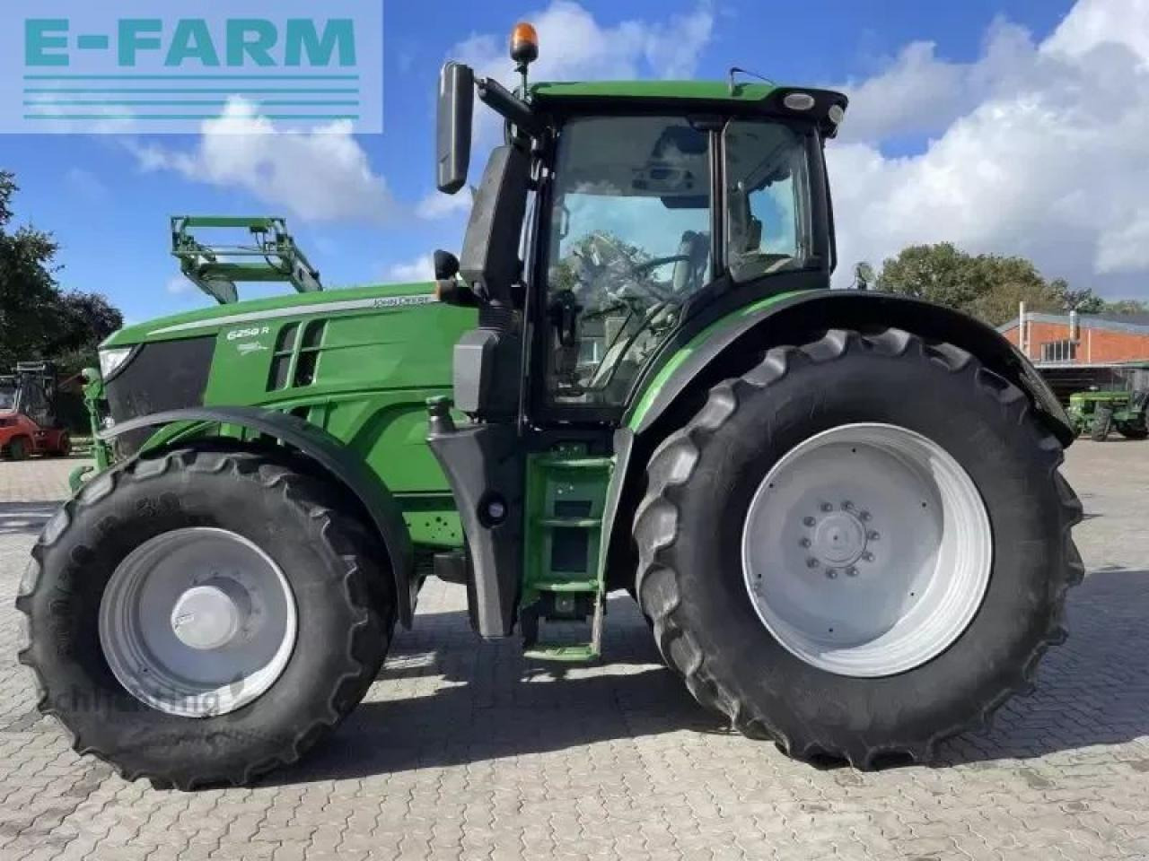 John Deere 6250r - טרקטור חקלאי: תמונה 2 John Deere 6250r - טרקטור חקלאי: תמונה 2