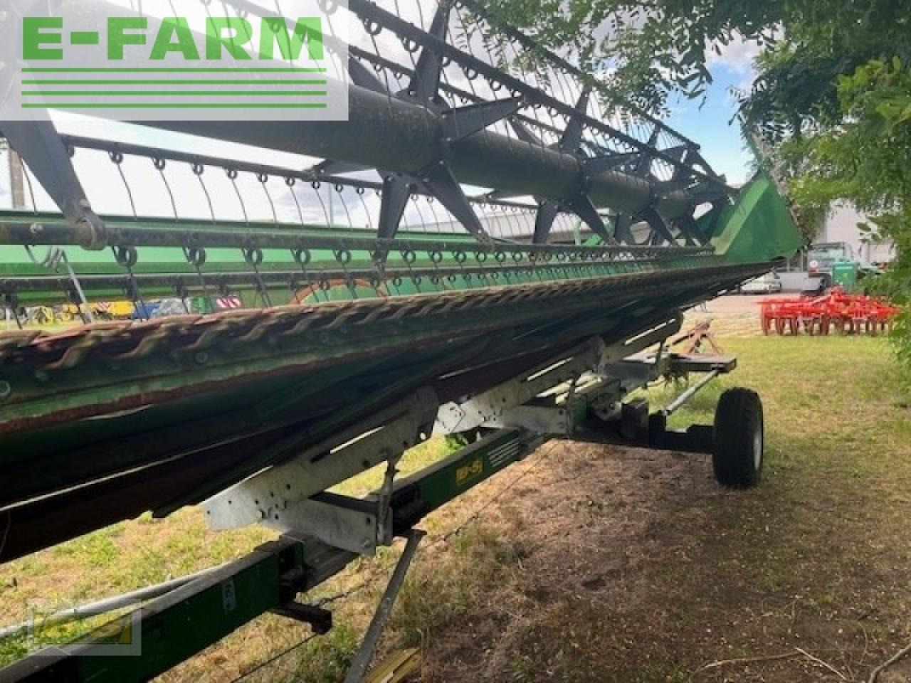 John Deere 635r inkl. rapsvorsatz und wagen - ראש תבואה: תמונה 2 John Deere 635r inkl. rapsvorsatz und wagen - ראש תבואה: תמונה 2