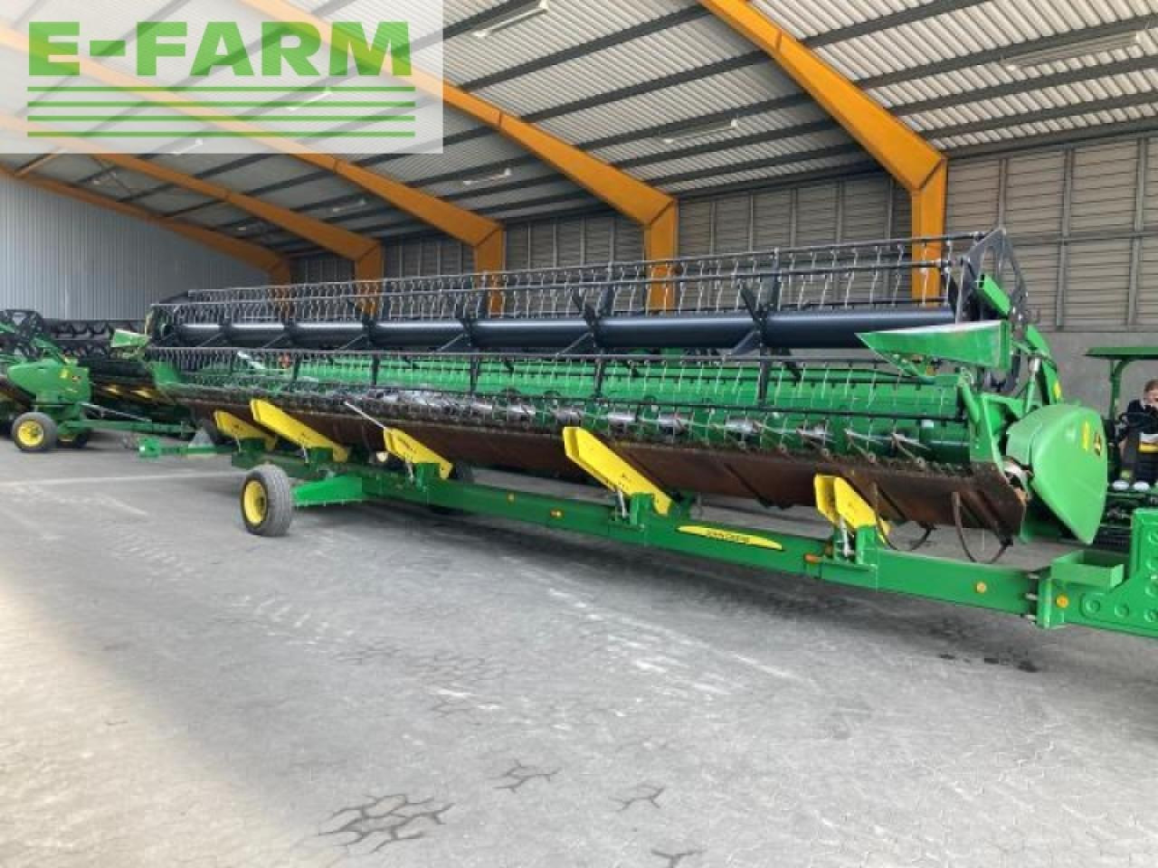 John Deere 635r - צרופת מקצרת מספוא: תמונה 2 John Deere 635r - צרופת מקצרת מספוא: תמונה 2