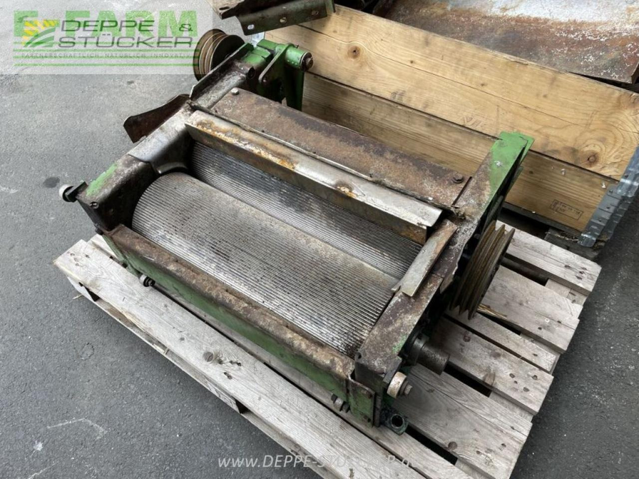 John Deere 6810 mit gebiss - מקצרת מספוא: תמונה 2 John Deere 6810 mit gebiss - מקצרת מספוא: תמונה 2
