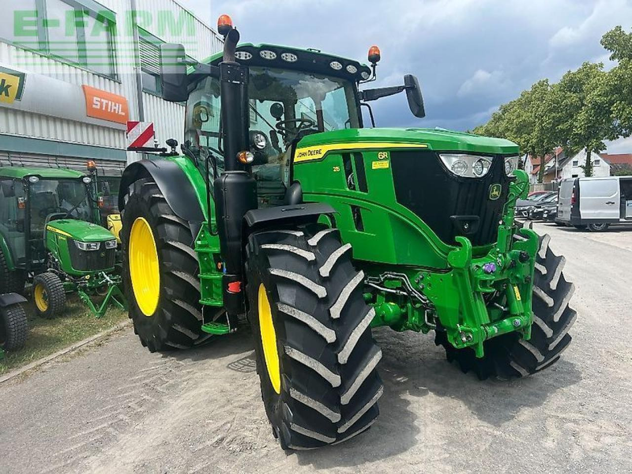 John Deere 6r215 - טרקטור חקלאי: תמונה 3 John Deere 6r215 - טרקטור חקלאי: תמונה 3