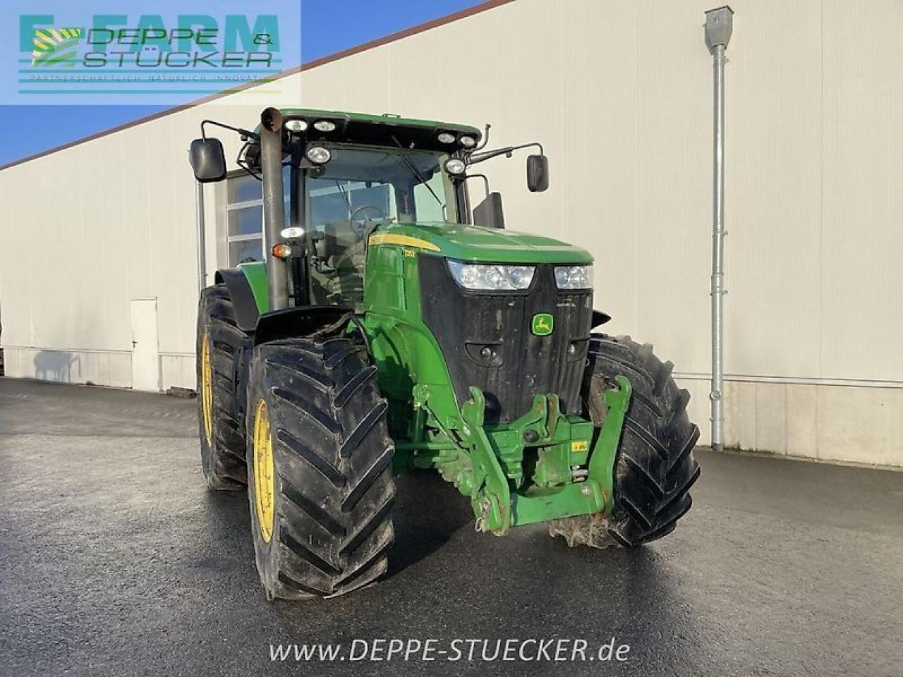 John Deere 7215r mit zwillingsrädern - טרקטור חקלאי: תמונה 2 John Deere 7215r mit zwillingsrädern - טרקטור חקלאי: תמונה 2