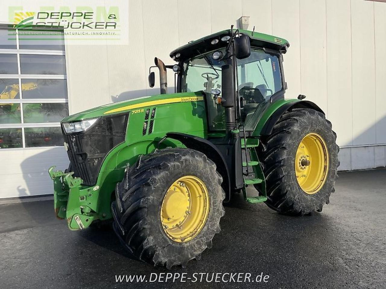 John Deere 7215r mit zwillingsrädern - טרקטור חקלאי: תמונה 1 John Deere 7215r mit zwillingsrädern - טרקטור חקלאי: תמונה 1