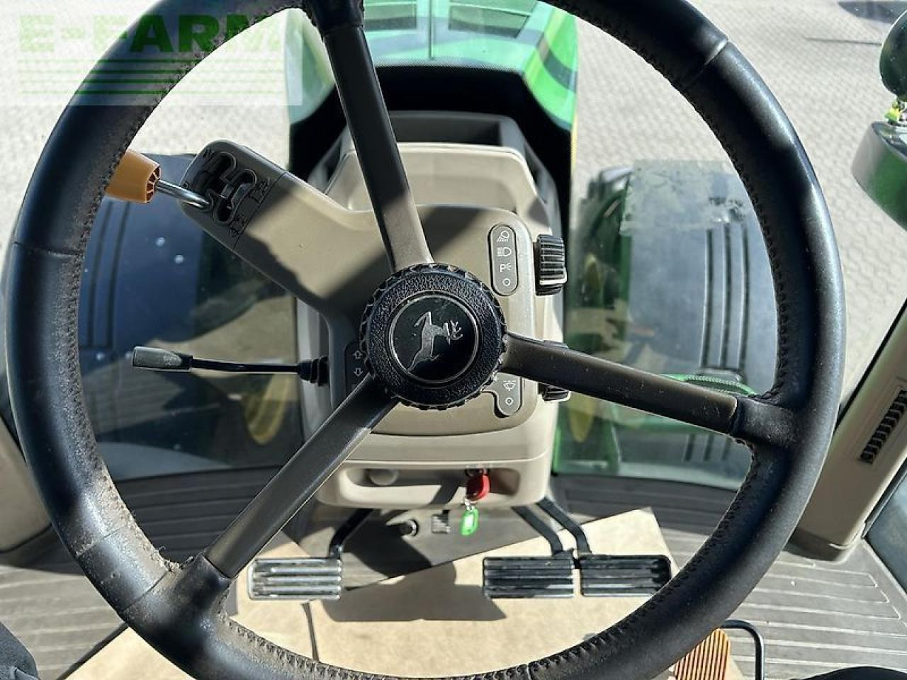 John Deere 7230r - טרקטור חקלאי: תמונה 5 John Deere 7230r - טרקטור חקלאי: תמונה 5