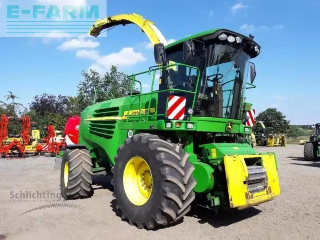John Deere 7350 ohne vorsatz - מקצרת מספוא: תמונה 1 John Deere 7350 ohne vorsatz - מקצרת מספוא: תמונה 1