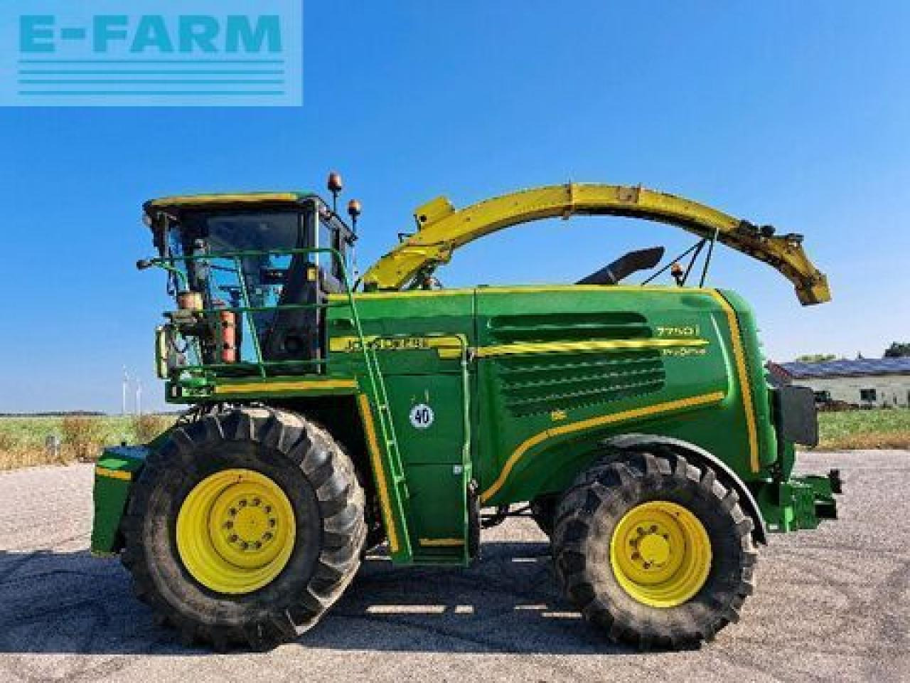 John Deere 7750 - מקצרת מספוא: תמונה 1 John Deere 7750 - מקצרת מספוא: תמונה 1