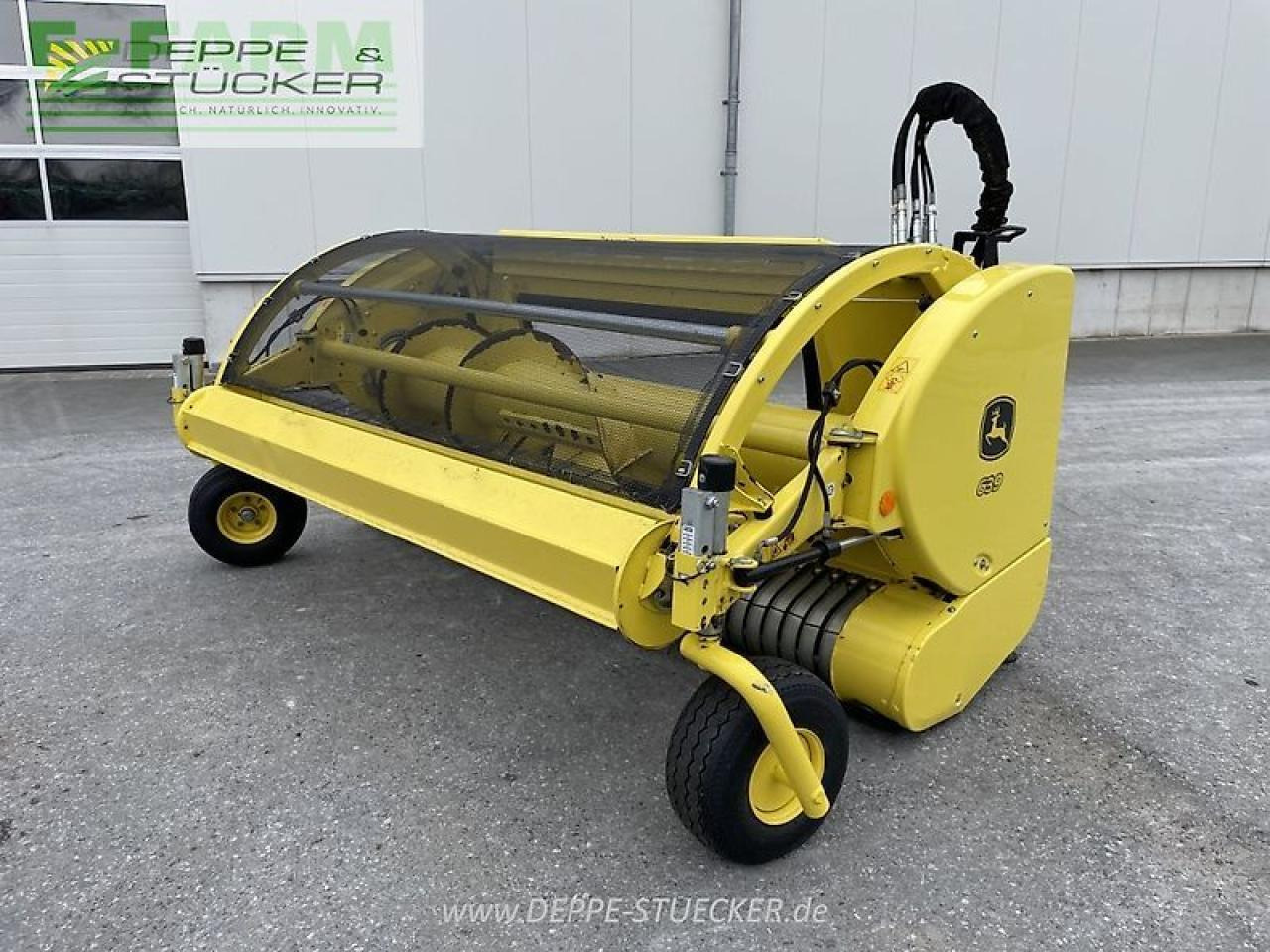 John Deere 8200i mit kemper 345 und kemper 639 - מקצרת מספוא: תמונה 3 John Deere 8200i mit kemper 345 und kemper 639 - מקצרת מספוא: תמונה 3