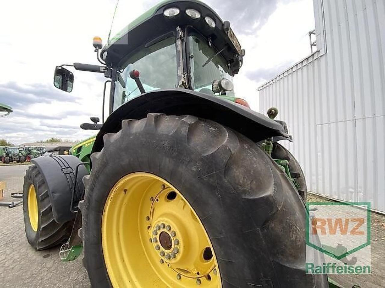 John Deere 8245r - טרקטור חקלאי: תמונה 5 John Deere 8245r - טרקטור חקלאי: תמונה 5