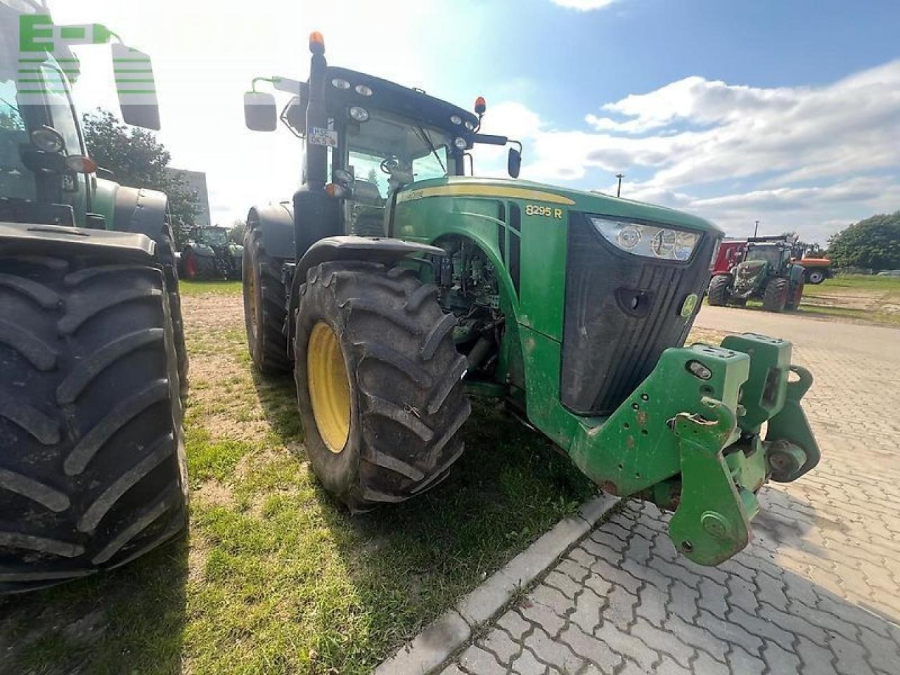 John Deere 8295r *auto powr* fzw - טרקטור חקלאי: תמונה 3 John Deere 8295r *auto powr* fzw - טרקטור חקלאי: תמונה 3