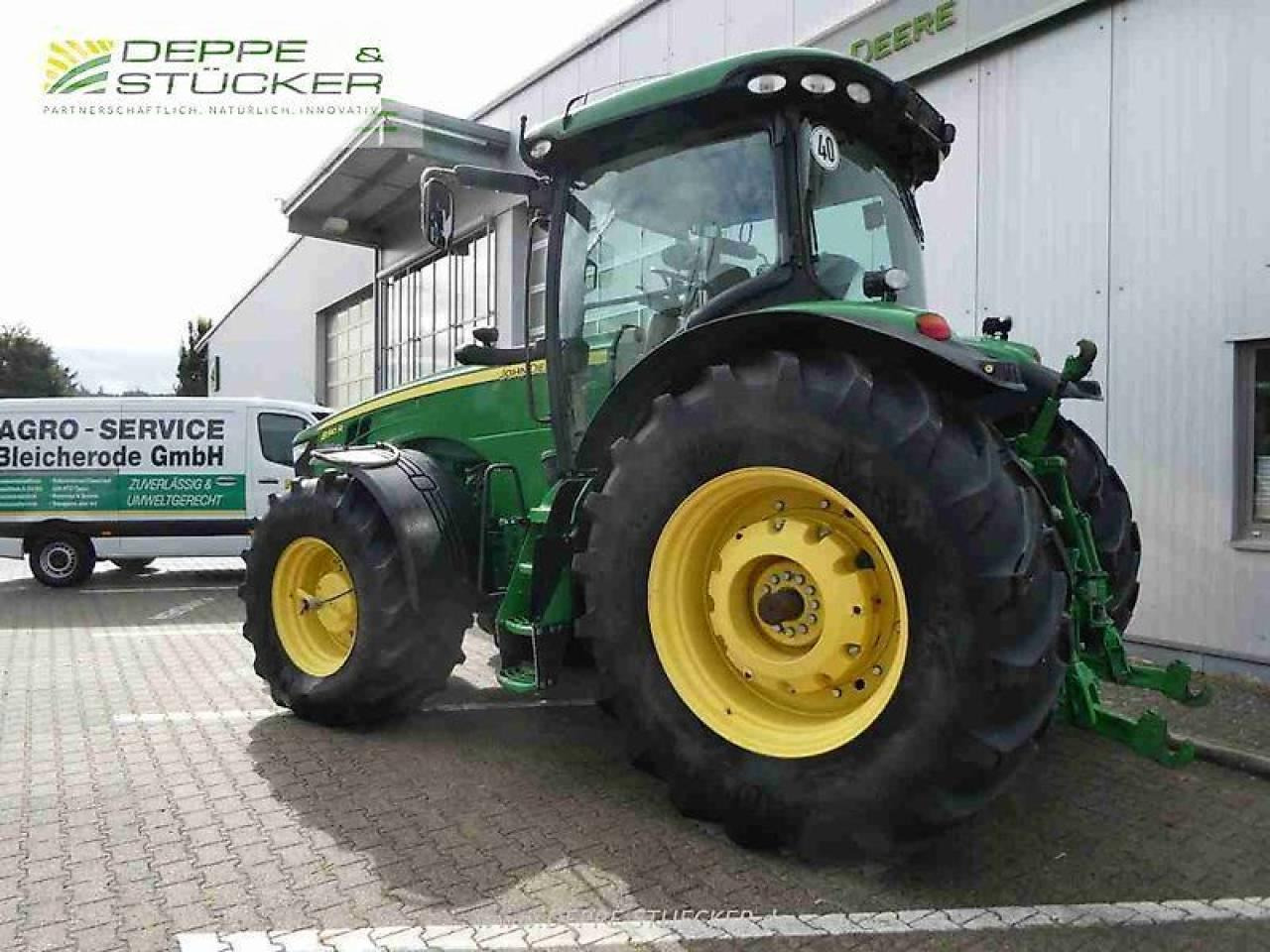 John Deere 8310r - טרקטור חקלאי: תמונה 3 John Deere 8310r - טרקטור חקלאי: תמונה 3