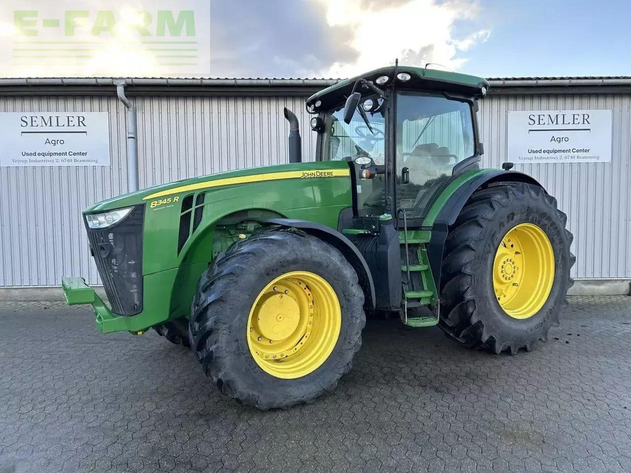 John Deere 8345r - טרקטור חקלאי: תמונה 1 John Deere 8345r - טרקטור חקלאי: תמונה 1