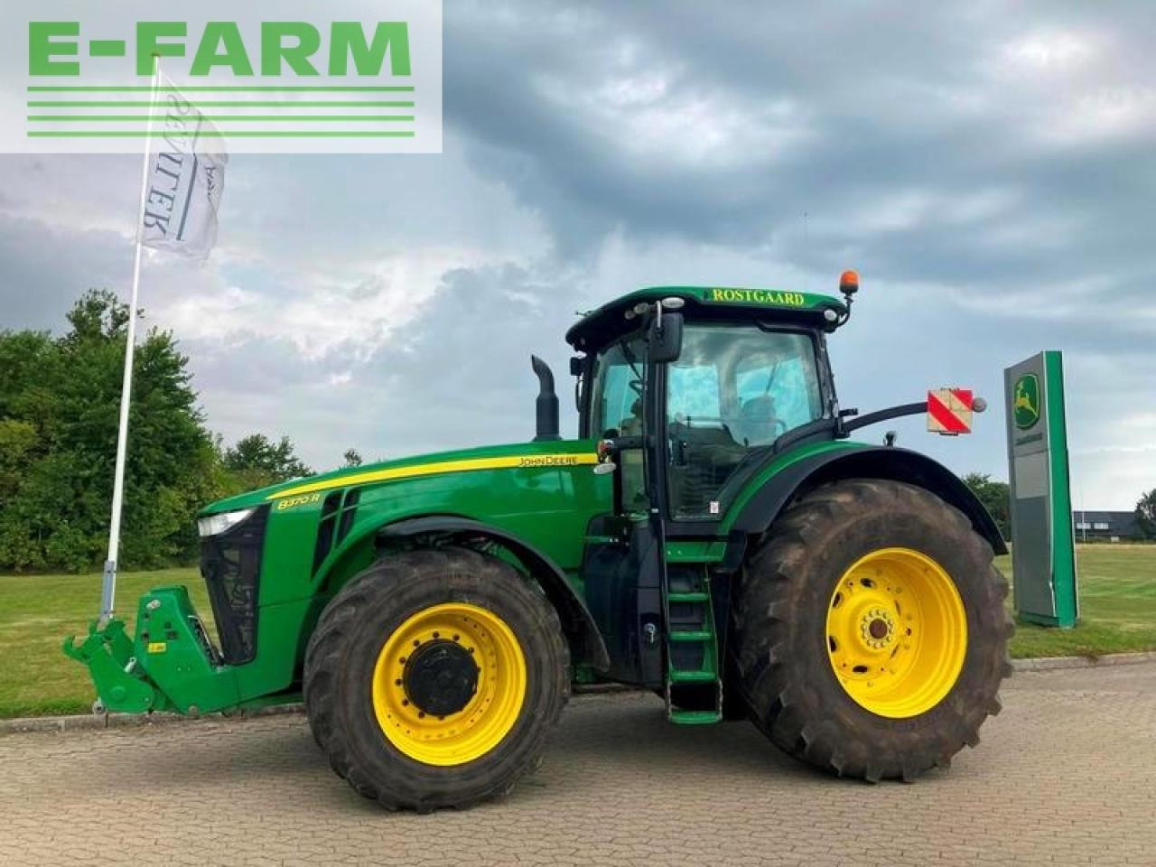 John Deere 8370r - טרקטור חקלאי: תמונה 1 John Deere 8370r - טרקטור חקלאי: תמונה 1