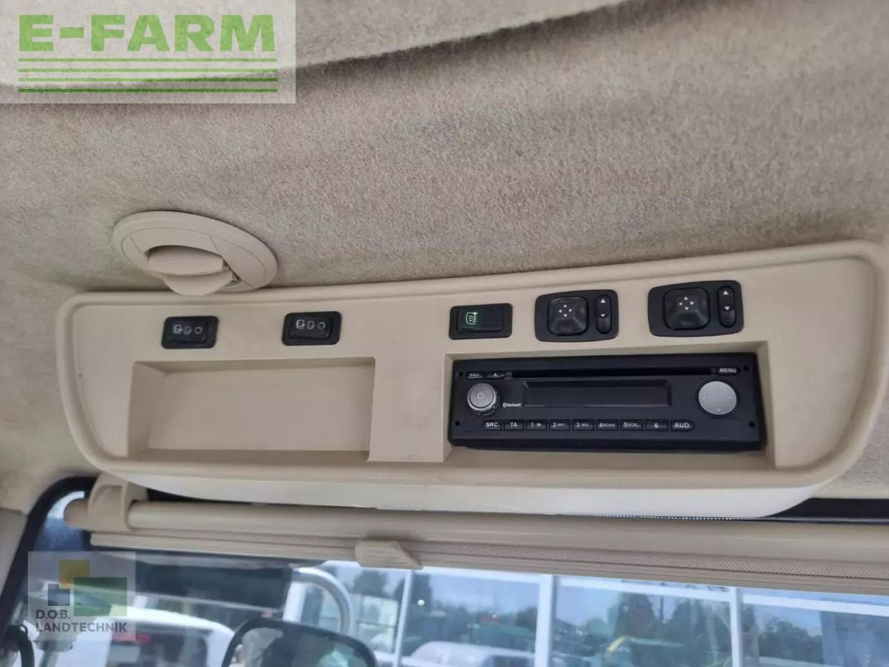 טרקטור חקלאי John Deere 8400 r: תמונה 13