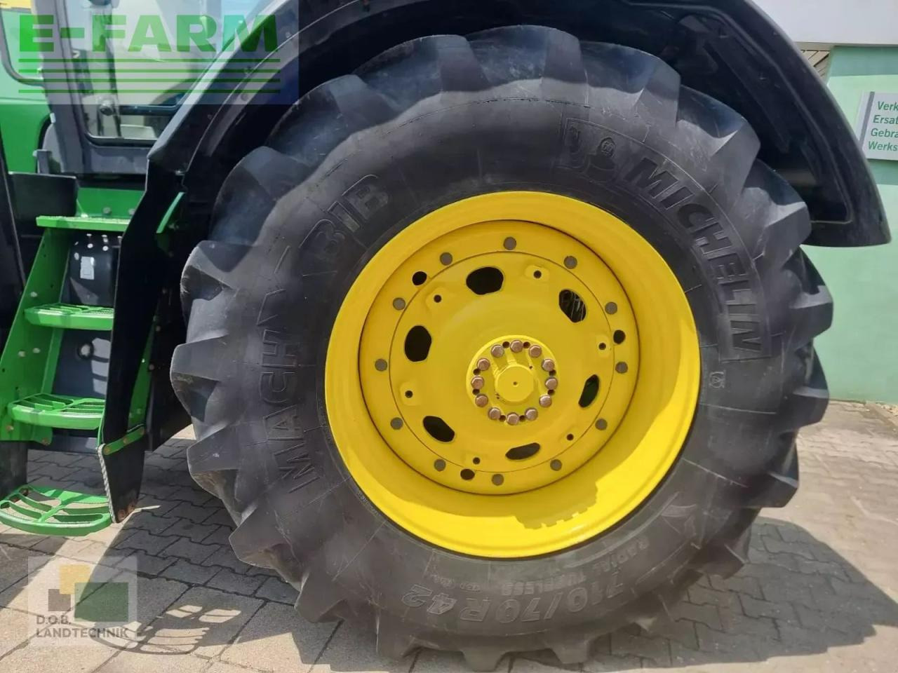 טרקטור חקלאי John Deere 8400 r: תמונה 8