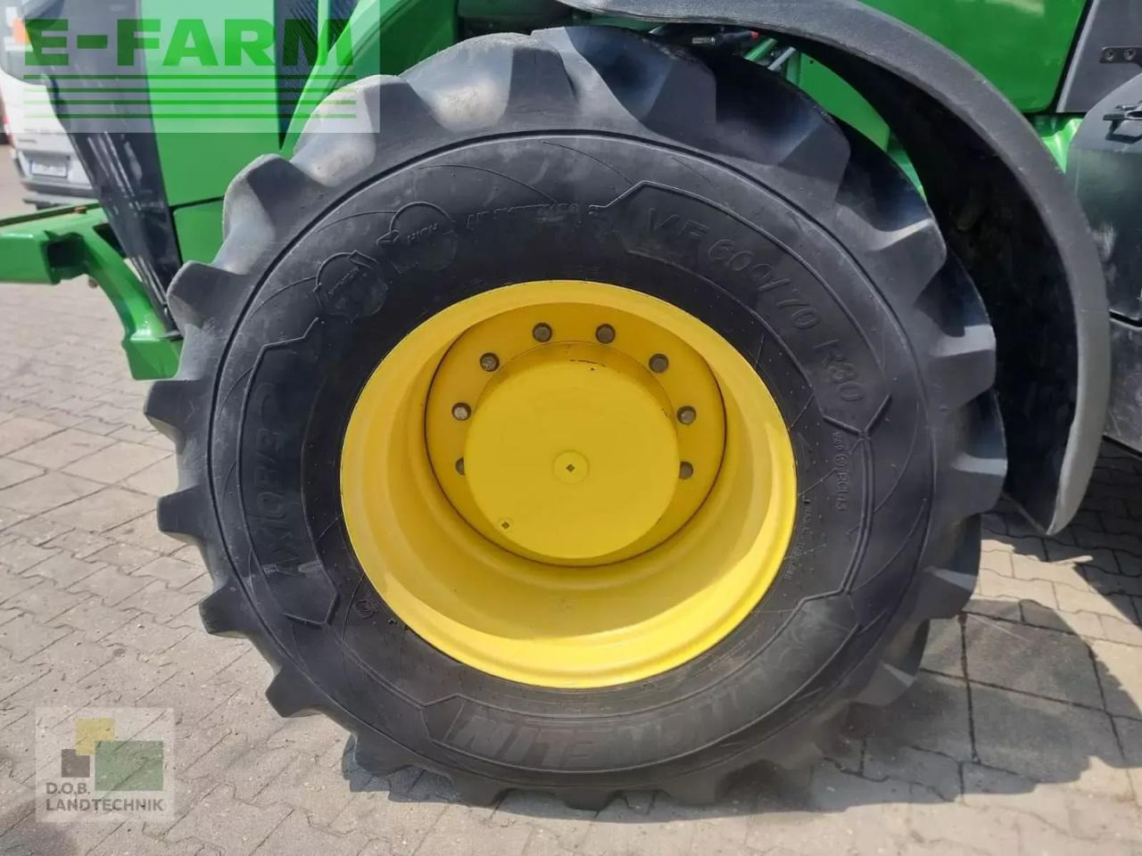 טרקטור חקלאי John Deere 8400 r: תמונה 10