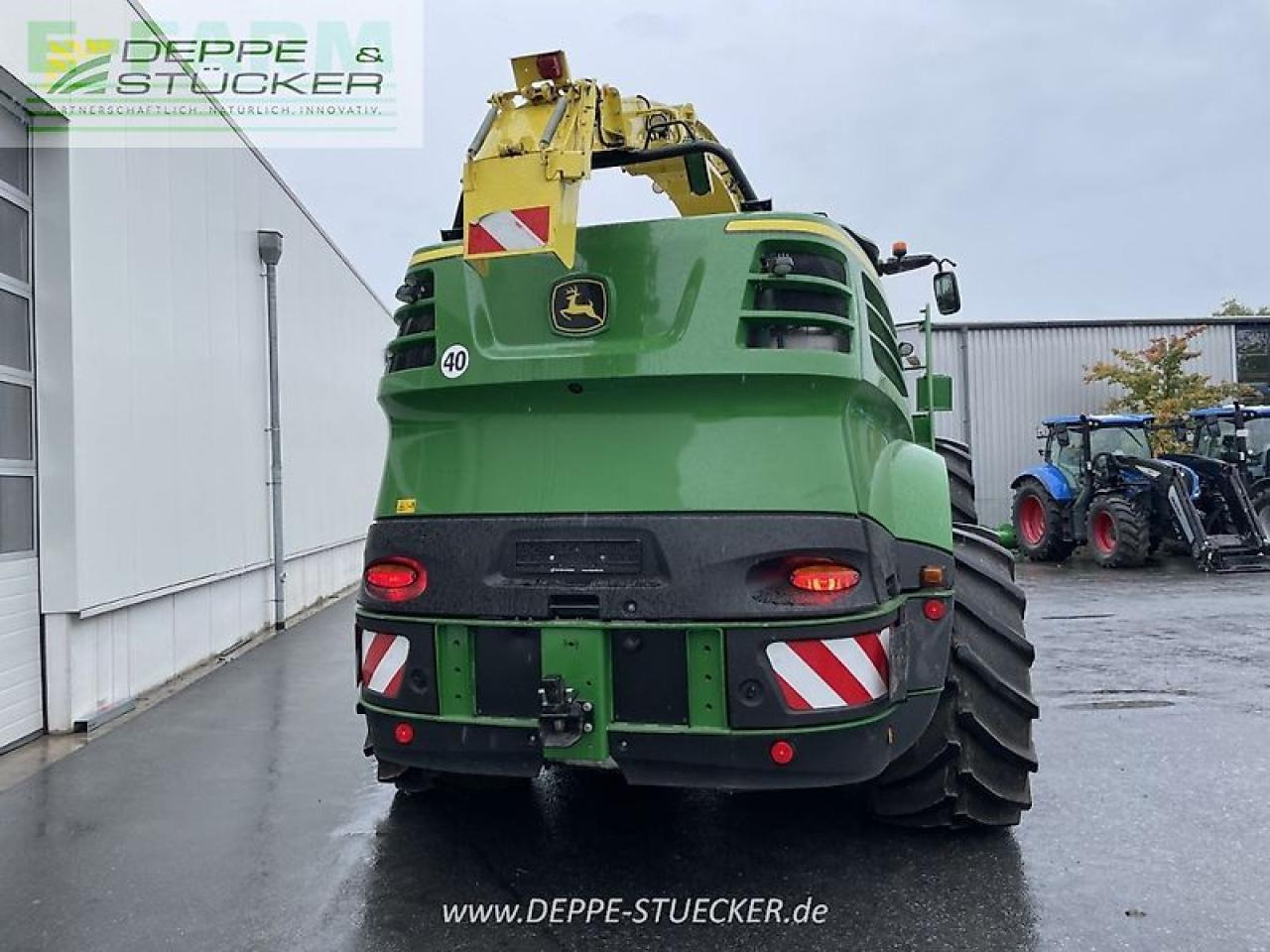 John Deere 8400i mit kemper 375 - מקצרת מספוא: תמונה 2 John Deere 8400i mit kemper 375 - מקצרת מספוא: תמונה 2