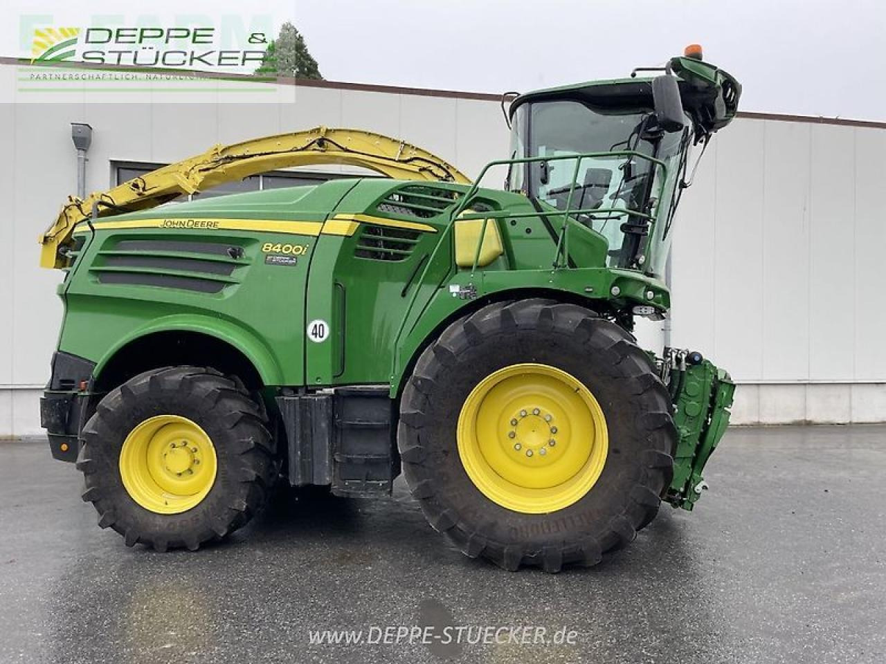 John Deere 8400i mit kemper 375 - מקצרת מספוא: תמונה 4 John Deere 8400i mit kemper 375 - מקצרת מספוא: תמונה 4
