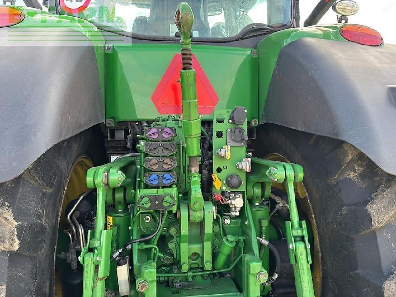 John Deere 8400r - טרקטור חקלאי: תמונה 3 John Deere 8400r - טרקטור חקלאי: תמונה 3