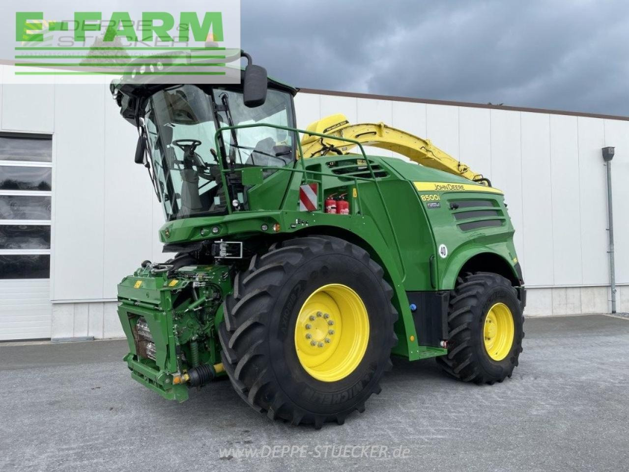 John Deere 8500i - מקצרת מספוא: תמונה 1 John Deere 8500i - מקצרת מספוא: תמונה 1