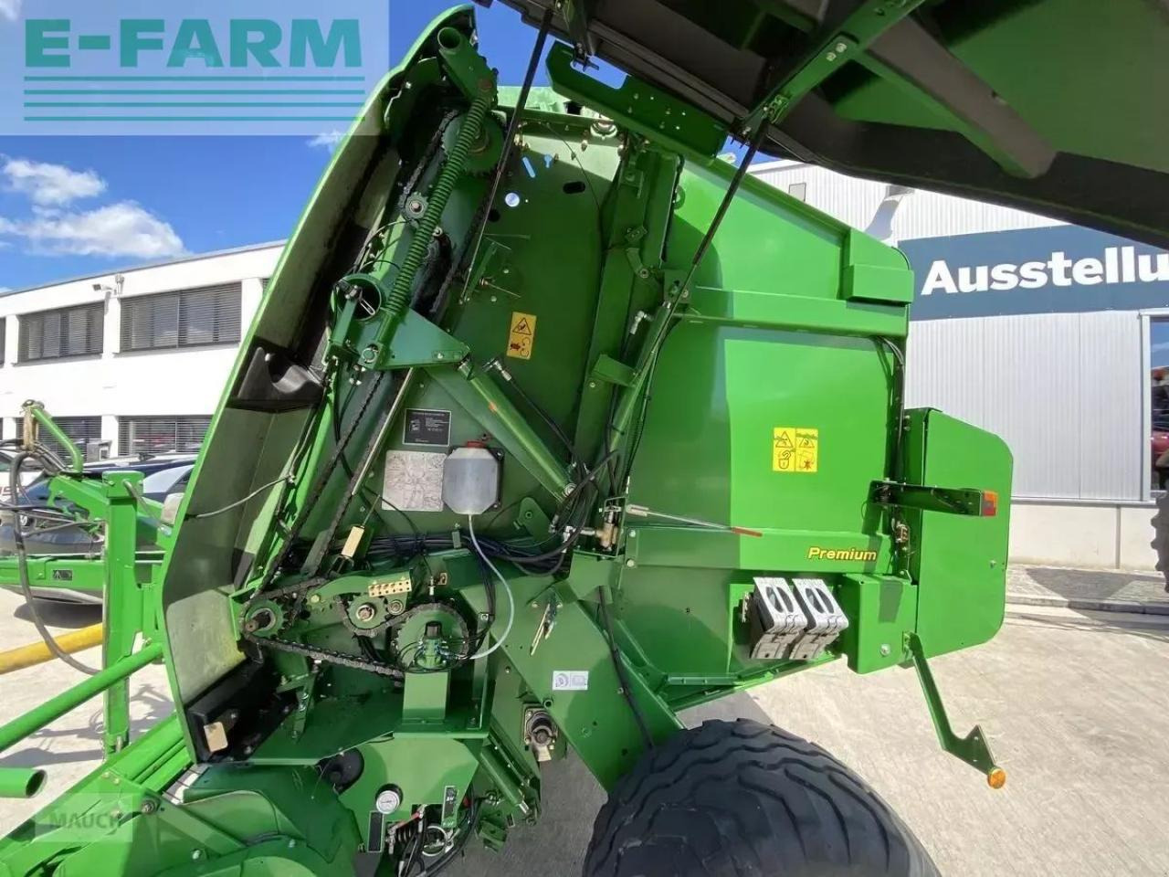 מכונת צרור מרובעת John Deere 864: תמונה 18