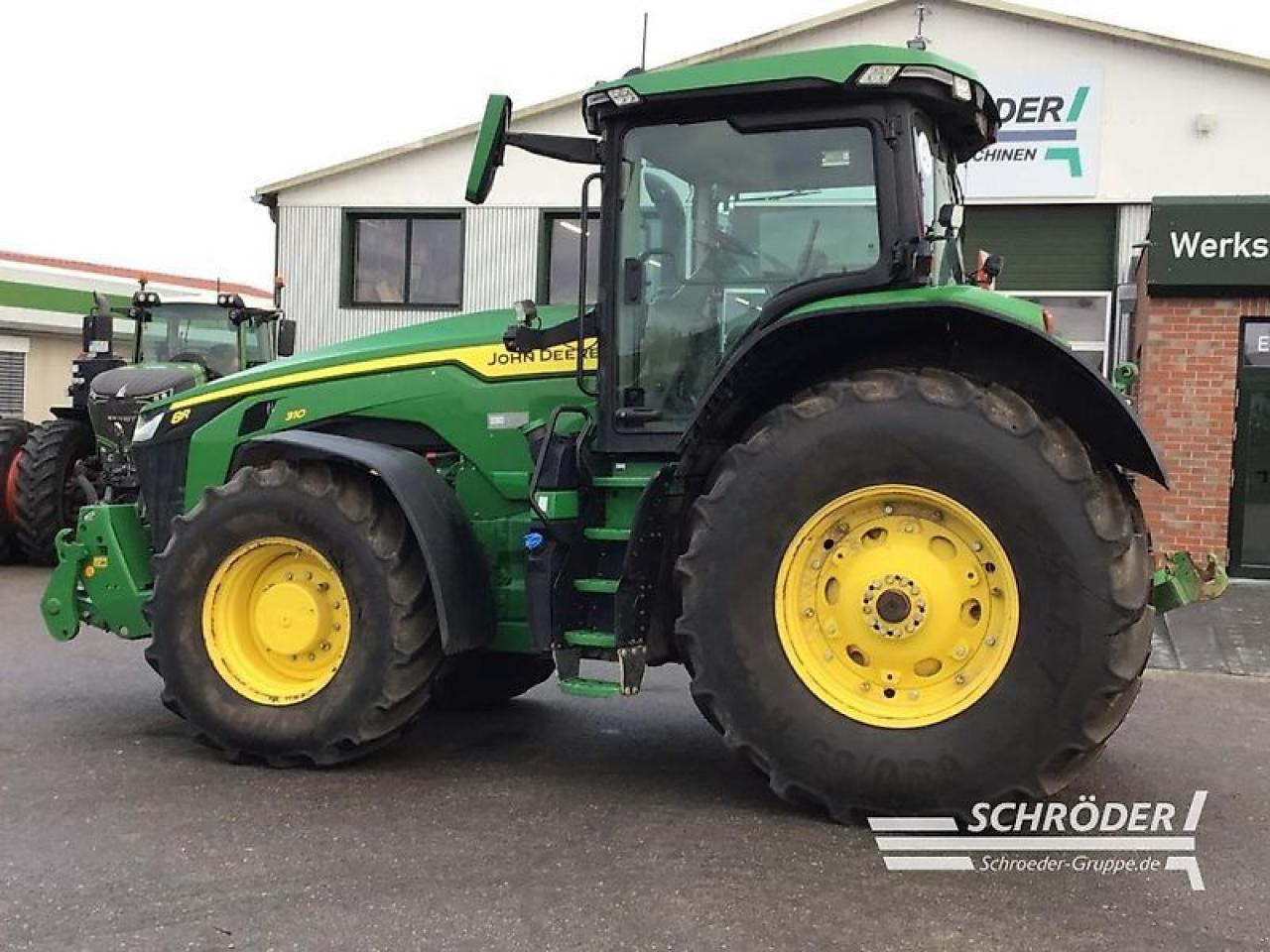 John Deere 8r 310 e23 powershift - טרקטור חקלאי: תמונה 4 John Deere 8r 310 e23 powershift - טרקטור חקלאי: תמונה 4