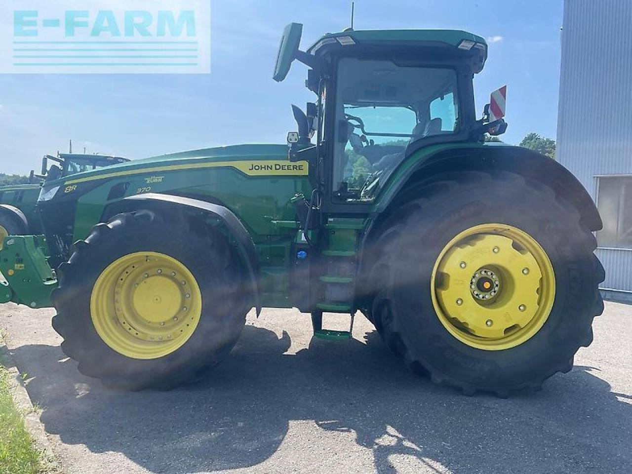 John Deere 8r370 / 8r 370 - טרקטור חקלאי: תמונה 3 John Deere 8r370 / 8r 370 - טרקטור חקלאי: תמונה 3