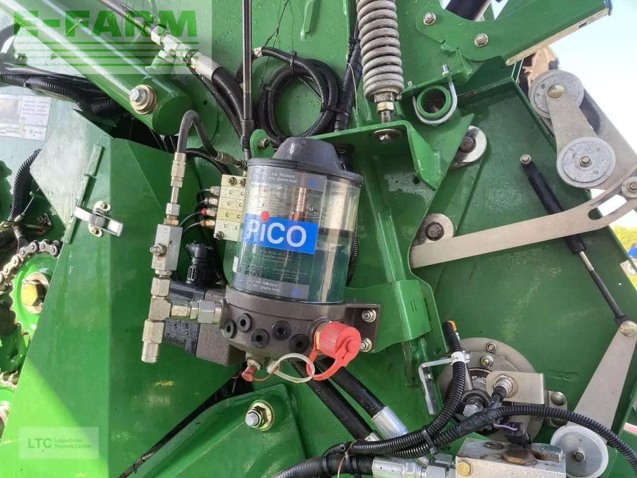 מכונת צרור מרובעת John Deere 960: תמונה 20