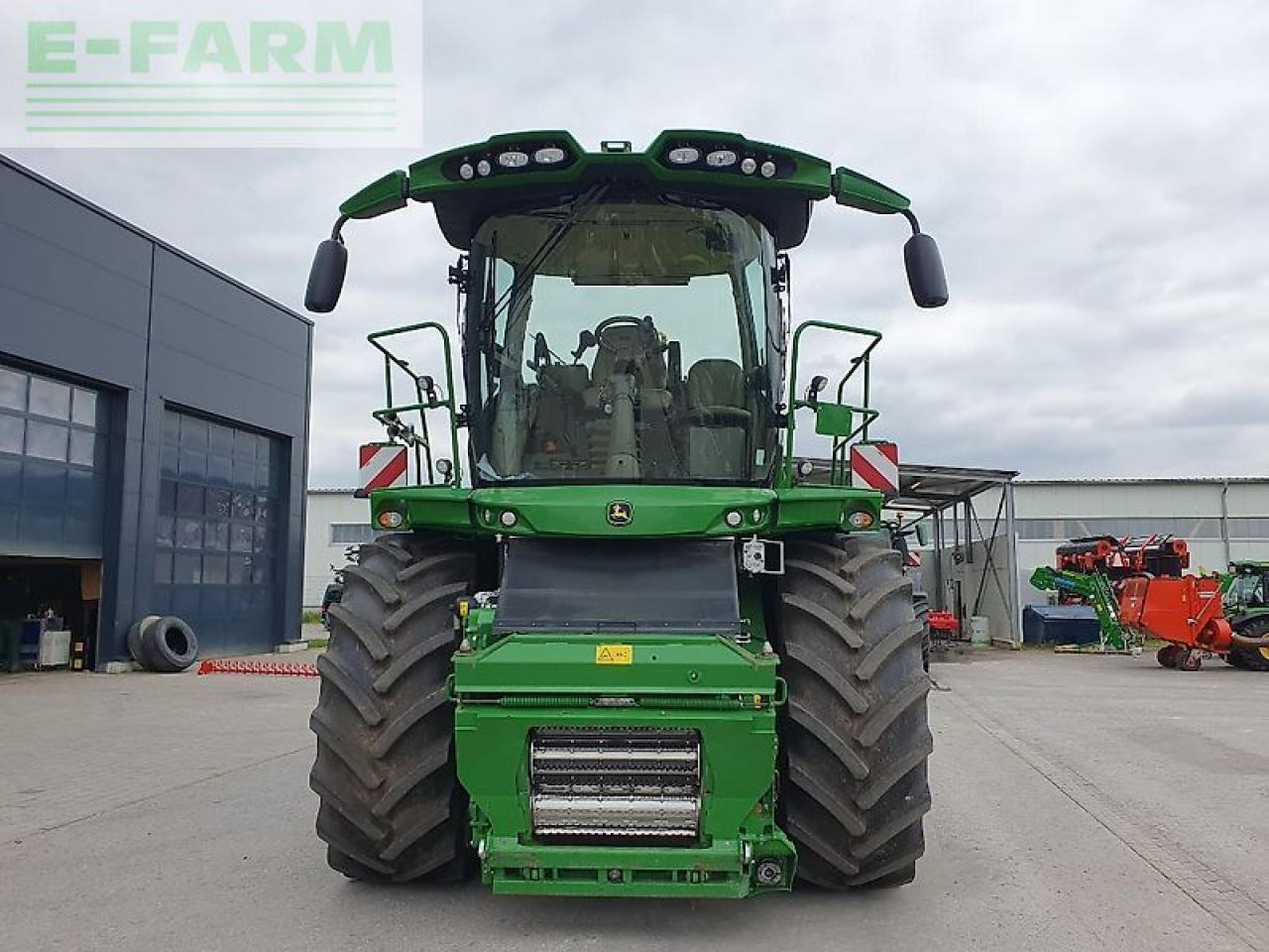 John Deere 9800 - מקצרת מספוא: תמונה 2 John Deere 9800 - מקצרת מספוא: תמונה 2