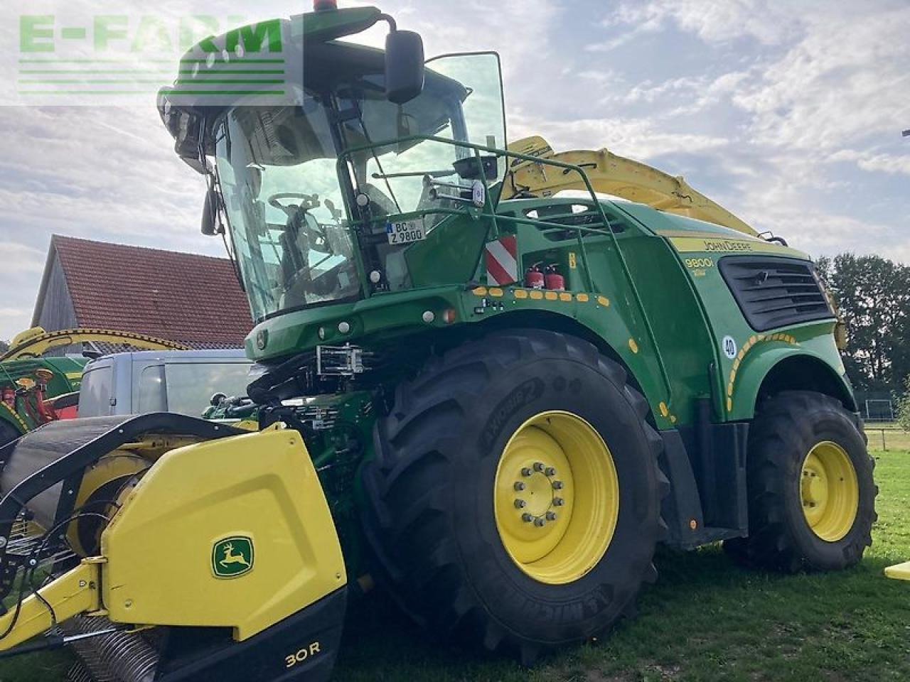 John Deere 9800i (my21) - מקצרת מספוא: תמונה 1 John Deere 9800i (my21) - מקצרת מספוא: תמונה 1