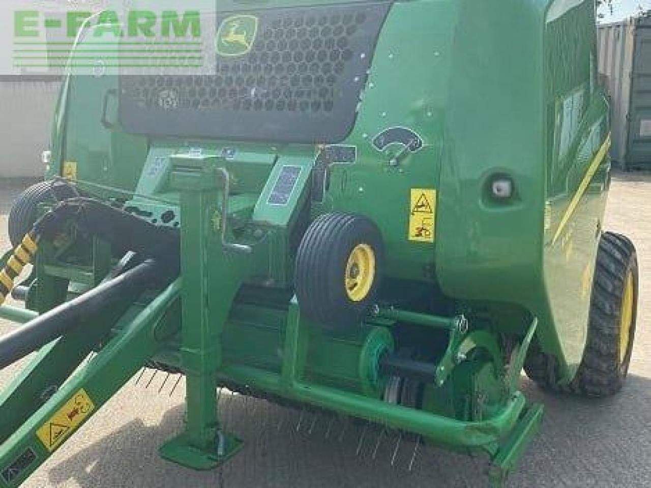 John Deere F440M - מכונת צרור מרובעת: תמונה 2 John Deere F440M - מכונת צרור מרובעת: תמונה 2