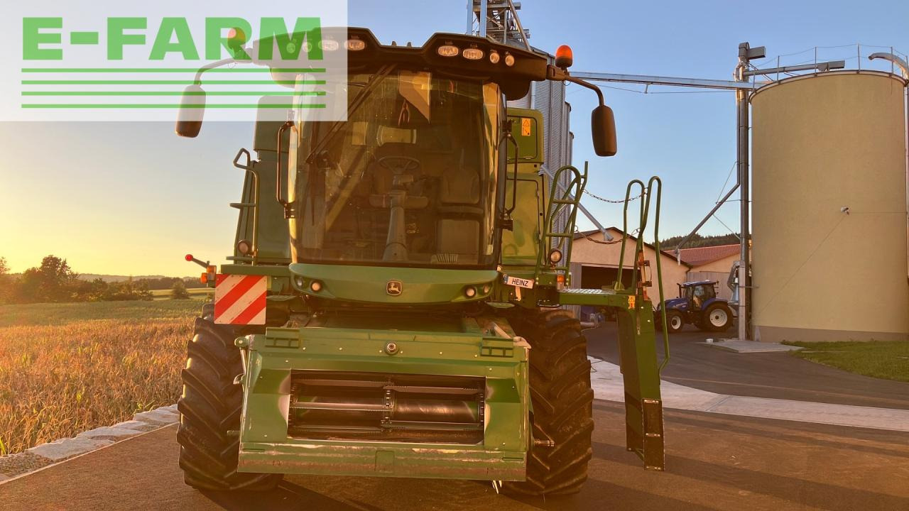 John Deere T550 HM - מקצרת קומבינה: תמונה 3 John Deere T550 HM - מקצרת קומבינה: תמונה 3